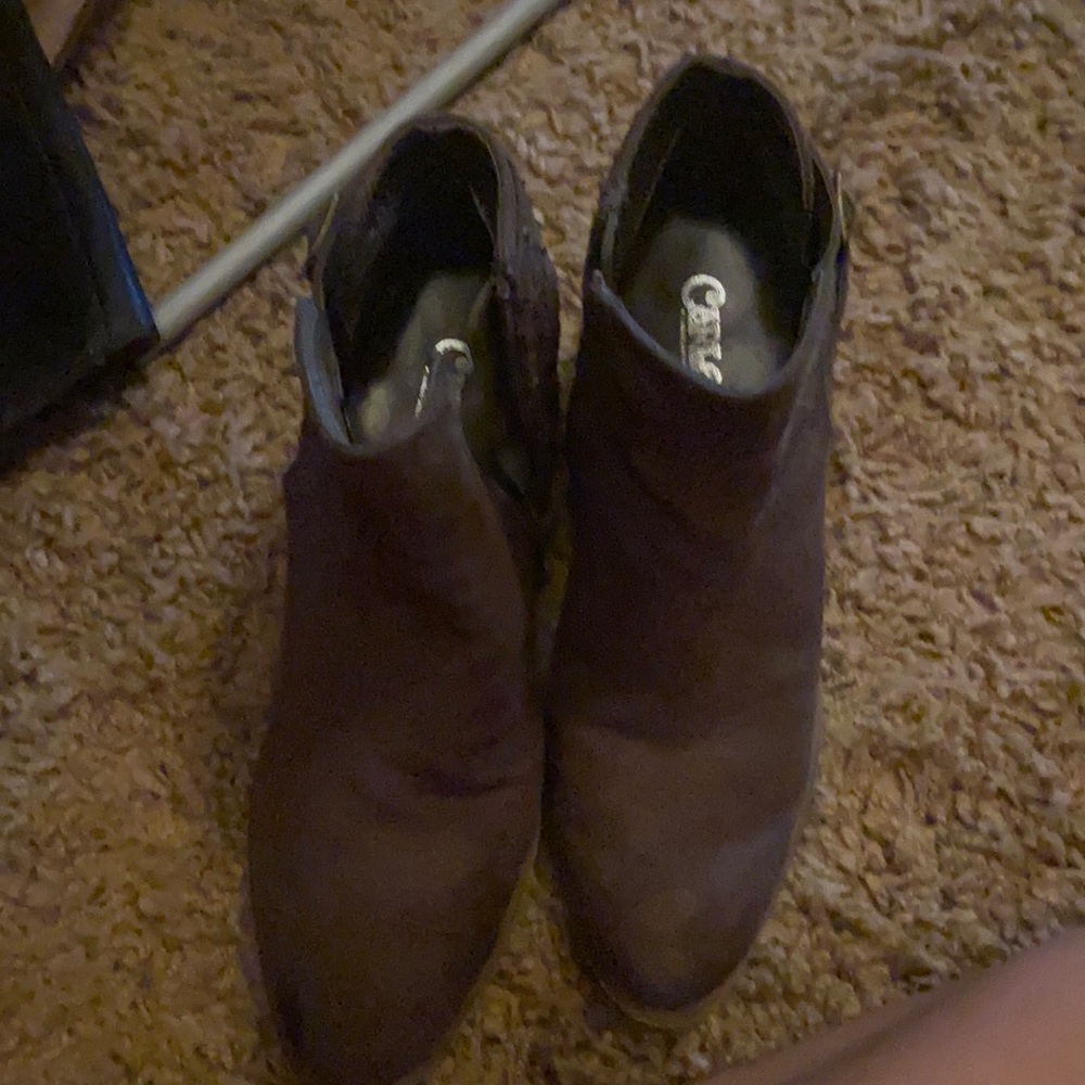 Carlos Santana shoes